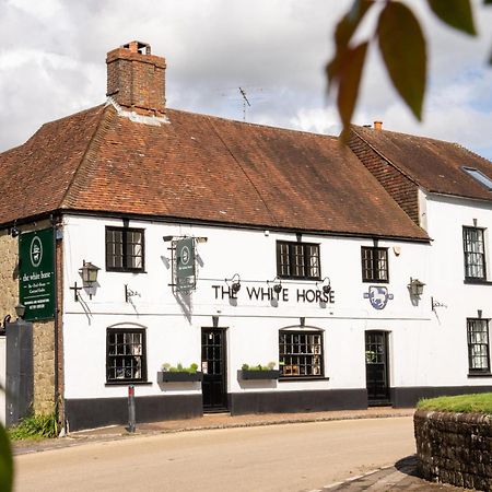 彼得斯菲尔德 The White Horse, Rogate酒店 外观 照片